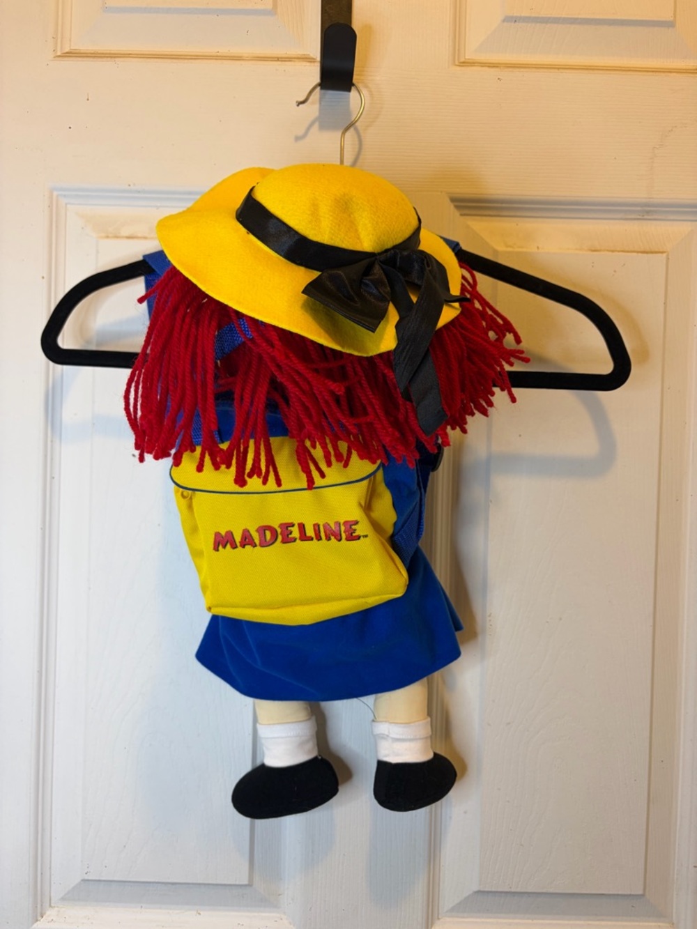 VTG 1999 Madeline Yellow Hat & Blue Dress Costume Backpack with Red Yarn Hair
